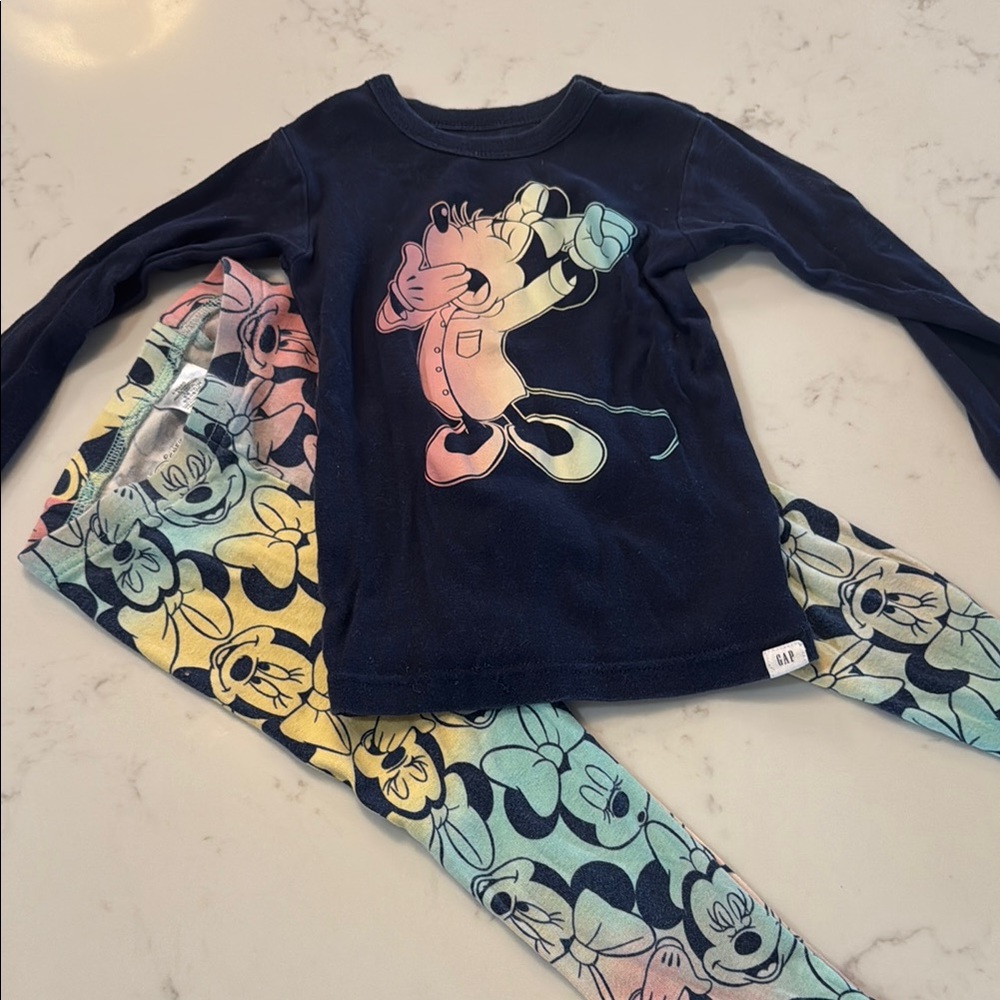 Gap Kids Minnie Mouse pajamas